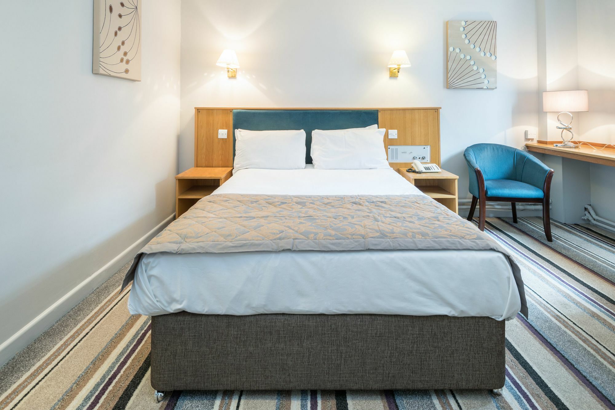 Norwich Hotel ภายนอก รูปภาพ