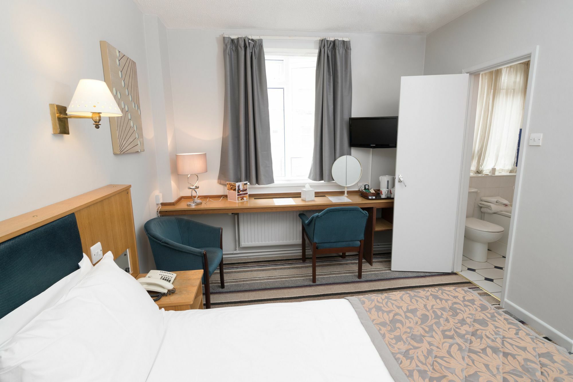 Norwich Hotel ภายนอก รูปภาพ